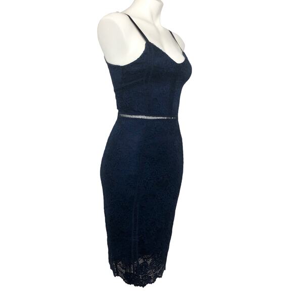 MiaoMiao Navy Lace Overlay Pencil Dress - Size Medium - Picture 4 of 13